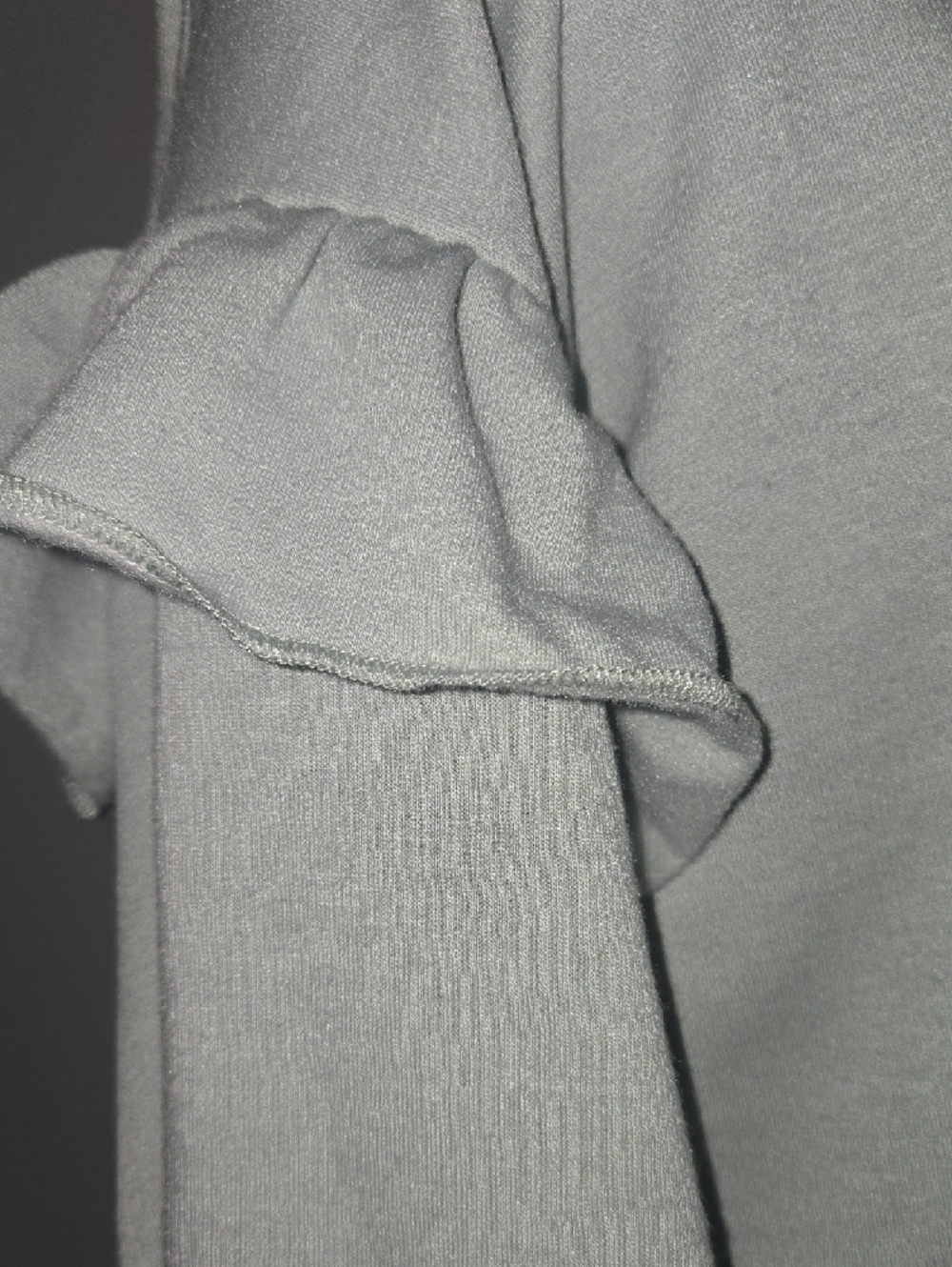 Almost Famous Ruffle Shoulder Jogger Set - Picture 4 of 7